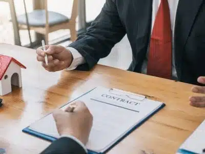 À quel moment contacter un notaire